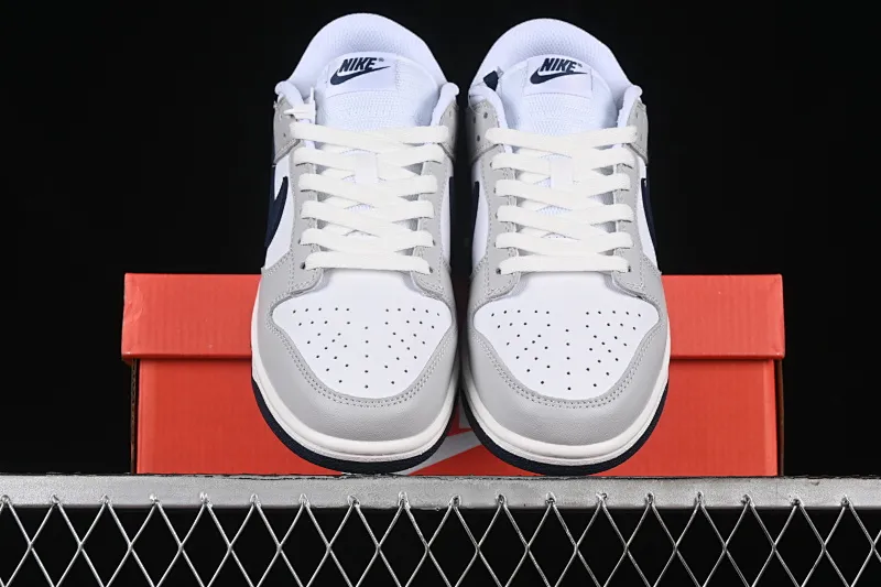 All categories Nk SB Dunk series Nk SB Dunk Low low-top sneakers Nk Dunk Low "Photon Dust" photon gray and white color SB low-top casual sneakers HF4299-001